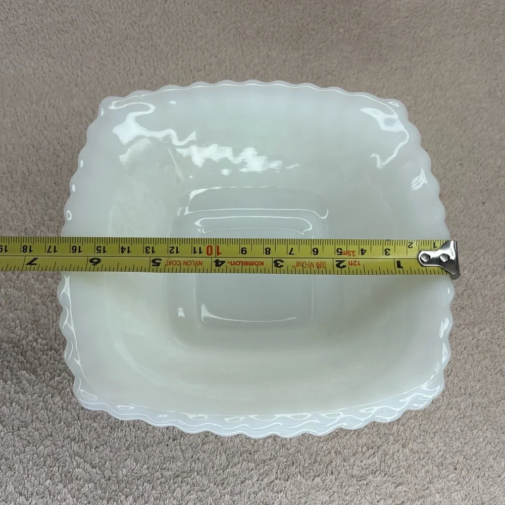Vintage Milk Glass Square Bowls Set of 2 White Diamond Hobnail Pattern Retro VTG